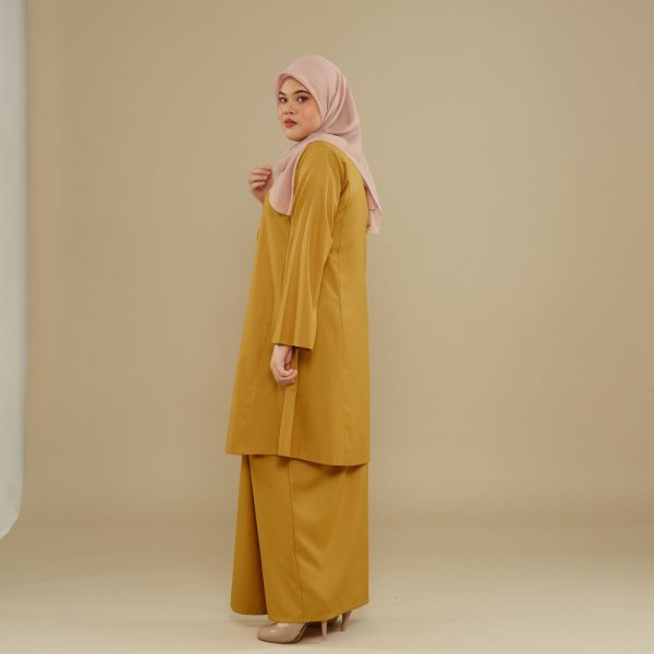 KEMBOJA KURUNG PAHANG - MUSTARD - Image 3