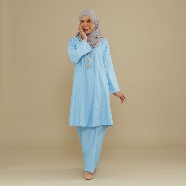 KEMBOJA KURUNG PAHANG - BABY BLUE