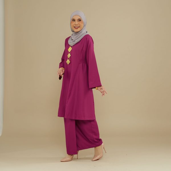 KEMBOJA KURUNG PAHANG - FUSHIA - Image 2