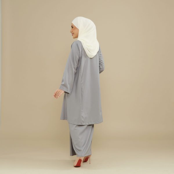 KEMBOJA KURUNG PAHANG - GREY - Image 3