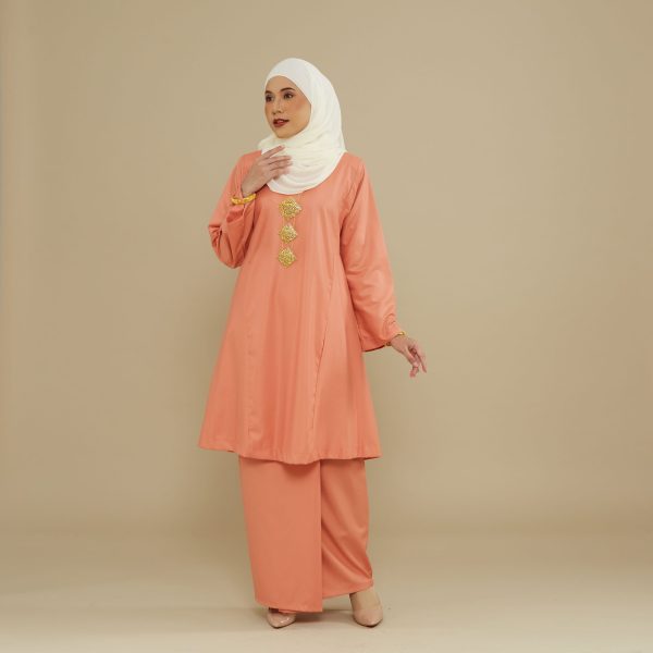 KEMBOJA KURUNG PAHANG - SALMON PEACH - Image 2