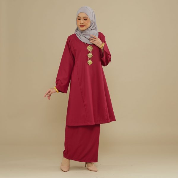 KEMBOJA KURUNG PAHANG - MAROON