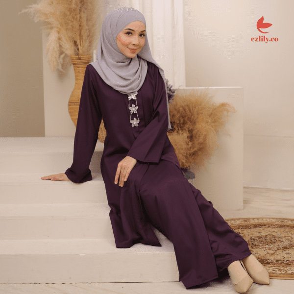 CEMPAKA KEBAYA - DARK PURPLE - Image 2