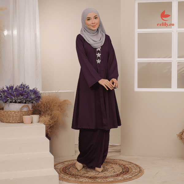 CEMPAKA KEBAYA - DARK PURPLE - Image 3