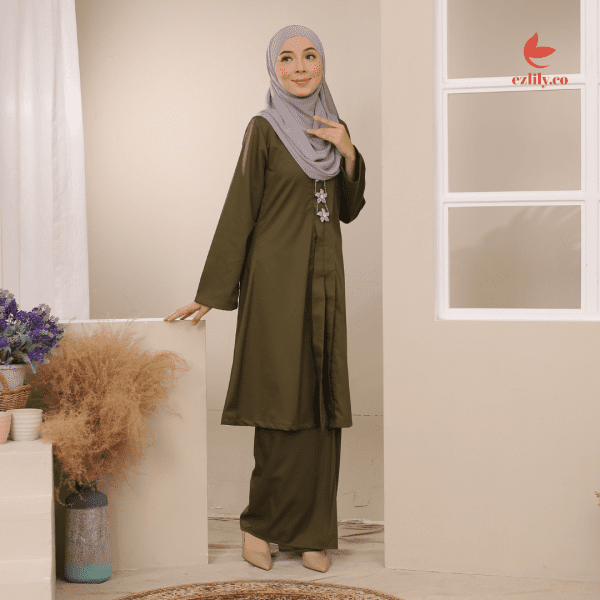 CEMPAKA KEBAYA - DARK OLIVE - Image 2