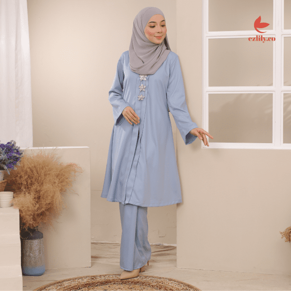 CEMPAKA KEBAYA - BABY BLUE