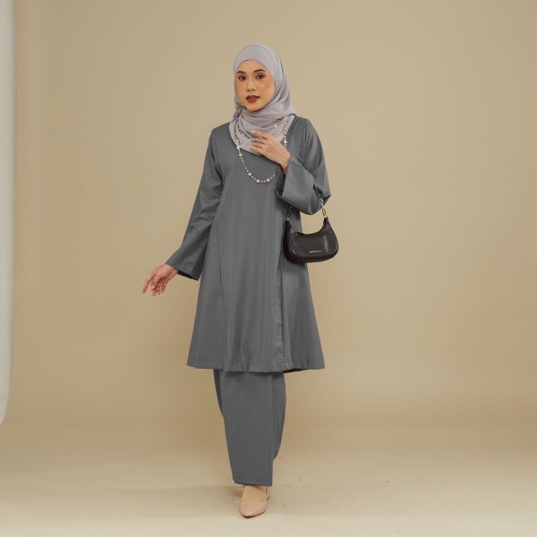 KEMBOJA KURUNG PAHANG - DARK GREY