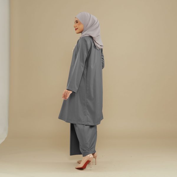 KEMBOJA KURUNG PAHANG - DARK GREY - Image 2