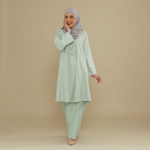 KEMBOJA KURUNG PAHANG - MINT GREEN