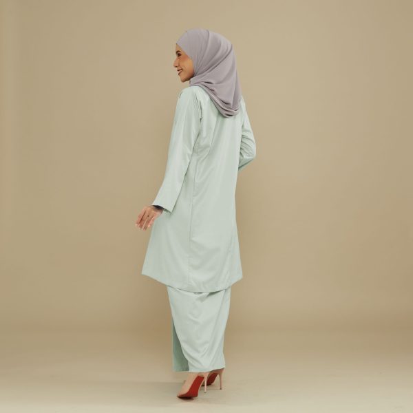 KEMBOJA KURUNG PAHANG - MINT GREEN - Image 2