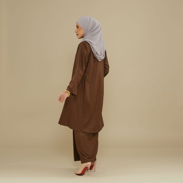 KEMBOJA KURUNG PAHANG - DARK BROWN - Image 2