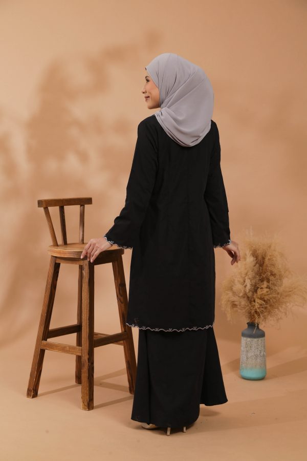 KEJORA KURUNG MODEN - BLACK - Image 4