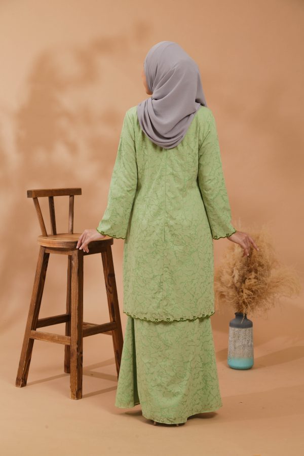 KEJORA KURUNG MODEN - APPLE GREEN - Image 4