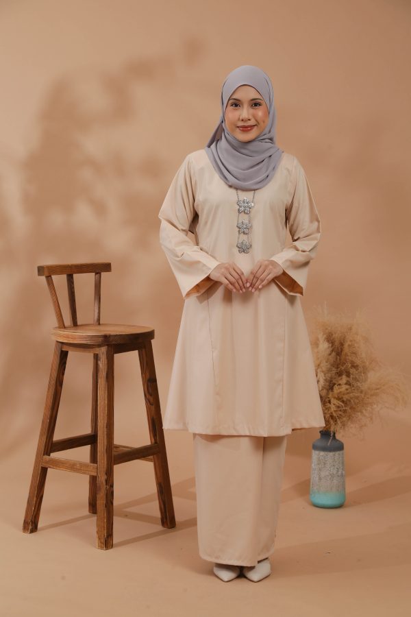 KEMBOJA KURUNG PAHANG - CREAM - Image 2