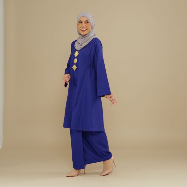 KEMBOJA KURUNG PAHANG - ROYAL BLUE - Image 4